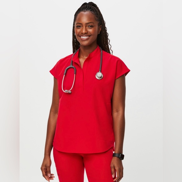 Figs Pop Red Rafaela Zamora Scrub set - Picture 3 of 12